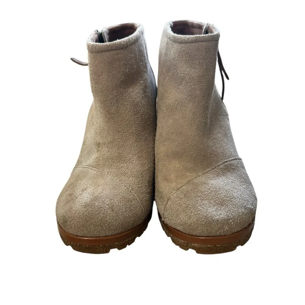 Toms Tan Ankle Booties Desert Wedge  Size 7